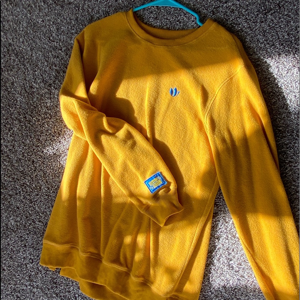 Warm soft DUTCH BROS crewneck